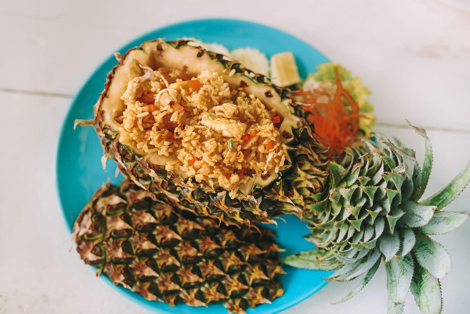 外交部发言人就柬泰达成停火执行及监督安排答记者问